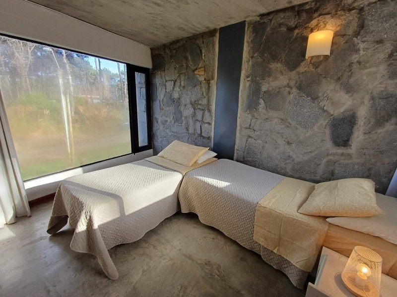 Casa en alquiler sobre Montoya, La Barra.